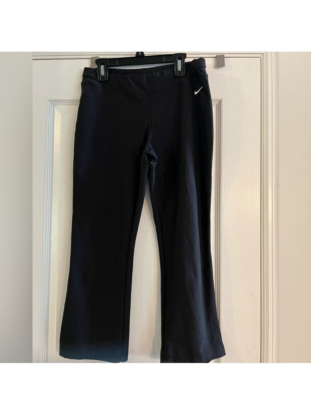 Women’s Nike dri fit flair black yoga pants.  Size Small